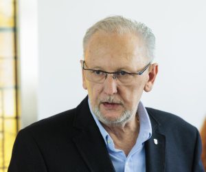 15.06.2022., Split - Potpredsjednik Vlade i ministra unutarnjih poslova dr. Davor Bozinovic odrzao je bilateralni sastanak s ministrom unutarnjih poslova Slovacke Republike Romanom Mikulecom.
Davor Bozinovic
   Photo: Miroslav Lelas/PIXSELL