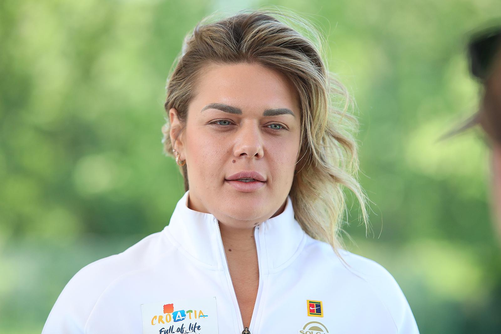 18.05.2022., Zagreb - Najuspjesnija sportasica, dvostruka olimpijska, dvostruka svjetska i peterostruka europska prvakinja Sandra Perkovic uoci odlaska u Birmingham na miting Dijamantne lige odrzala je konferenciju za medije na atletskom stadionu Mladost.  Photo: Goran Stanzl/PIXSELL