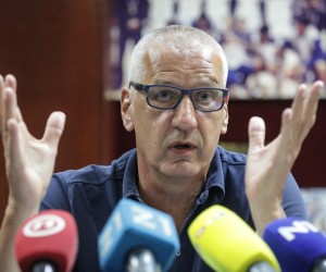 20.06.2022., Zagreb - U prostorija KK Cibona odrzana konferencija za medije na kojoj je predstavljena akcija Za spas Cibone. Bivsi trener Aleksandar Aco Petrovic.  Photo: Robert Anic/PIXSELL