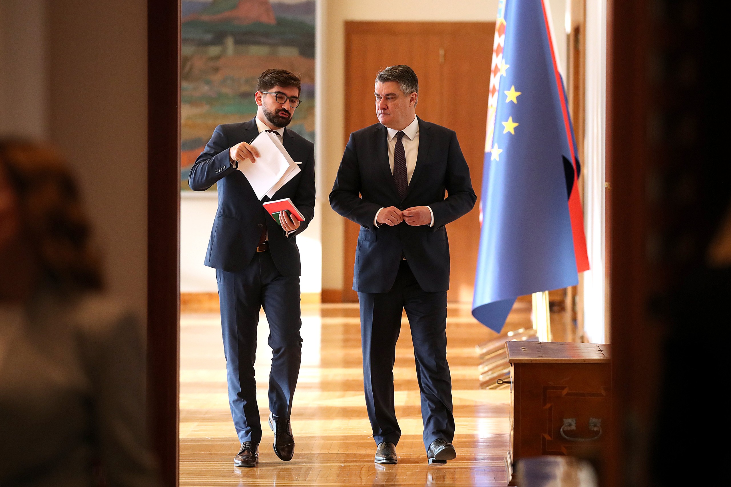 21.12.2021., Zagreb - Predsjednik Republike Zoran Milanovic sudjelovao je na Okruglom stolu na temu regionalne nejednakosti u organizaciji Ekonomskog savjeta Predsjednika Republike. Velibor Mackic, Zoran Milanovic.   Photo: Goran Stanzl/PIXSELL