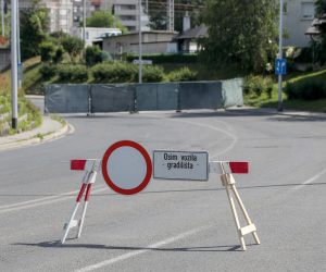 22.06.2022., Zagreb - Za potrebe izvodjenja radova sanacije zeljeznickog podvoznjaka ulica V. Skorpika na dijelu od Samoborske ceste do Al. Bologne od srijede 22. 06. 2022. godine od 07,00 sati do utorka 26. 07. 2022. godine do 04,00 sata bit ce zatvorena za sav promet. Photo: Igor Kralj/PIXSELL