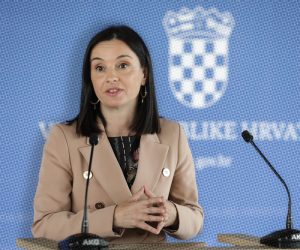 27.05.2022., Zagreb - Ministrica poljoprivrede Marija Vuckovic dala je izjavu medijima nakon sjednice Vlade Republike Hrvatske u Nacionalnoj sveucilisnoj knjiznici. Photo: Robert Anic/PIXSELL