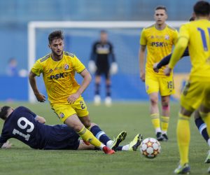 28.04.2022., stadion Maksimir, Zagreb - Prijateljska nogometna utakmica izmedju zagrebackog Dinama i Dinama iz Kijeva pod nazivom Utakmica mira. Sav prihod od susreta namijenjen je humanitarnoj pomoci u ratom zahvacenoj Ukrajini. Tomislav Duvnjak. Photo: Jurica Galoic/PIXSELL