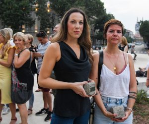 28.06.2022., Zagreb - Ispred Hrvatskog drustva likovnih umjetnika (HDLU) na Trgu zrtava fasizma dodijeljene su nagrade "Nada Dimic" i "Vesna Kesic". Dobitnici nagrade Vanja Juric i Mirela Cavajda. Photo: Josip Regovic/PIXSELL