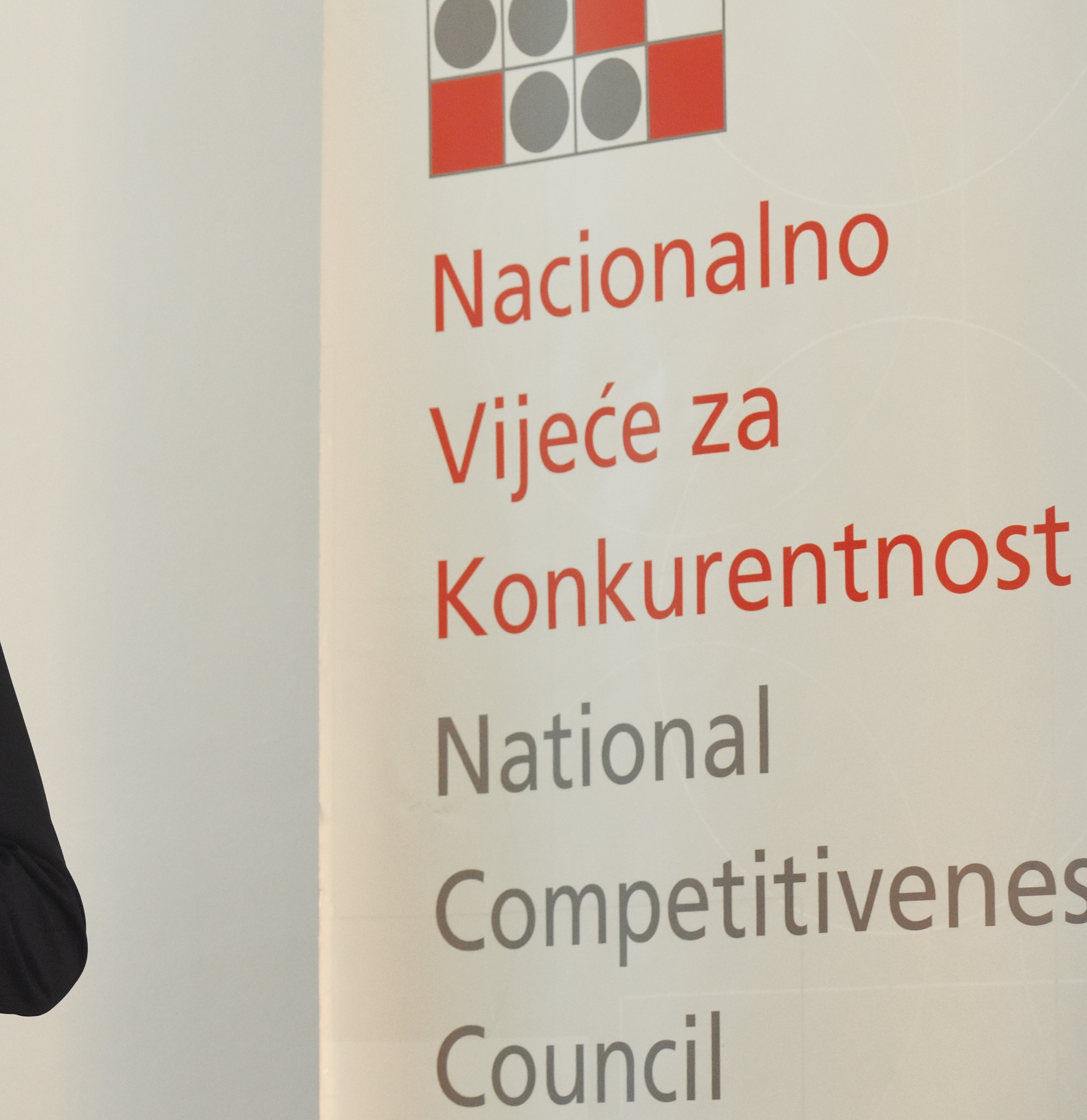 28.09.2016., Zagreb - Ivica Mudrinic predsjednik nacionalnog vijeca za konkurentnost u HUB-u je predstavio  izvjesce o globalnoj konkurentnosti 2016. - 2017.
Photo: Davor Visnjic/PIXSELL