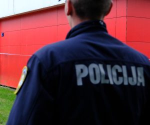 30.05.2022., Zagreb - Oko 4:30 ujutro u zagrebackom naselju Sopot, izazivanjem eksplozije ostecen je bankomat. Ocevid je u tijeku. Photo: Slaven Branislav Babic/PIXSELL
