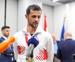 31.07.2021., Zagreb - U Zracnoj luci "dr. Franjo Tudjman" organiziran je svecani docek za hrvatske teniske olimpijce i osvajace medalja Mate Pavica, Nikole Mektica i Marina Cilica. Mate Pavic Photo: Luka Stanzl/PIXSELL
