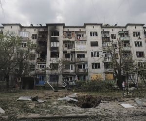 epa10011221 A residential building damaged in recent shelling in the city of Bakhmut, Donetsk region, eastern Ukraine, 13 June 2022, amid the Russian invasion. Russian troops on 24 February entered Ukrainian territory, starting a conflict that has provoked destruction and a humanitarian crisis.  EPA/STRINGER