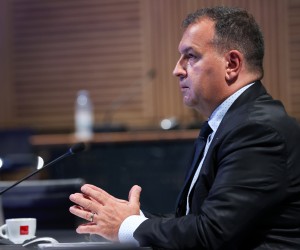 Zagreb, 21.06.2022. - Sjednica Vlade RH u Nacionalnoj i sveučilišnoj knjižnici. Na slici ministar zdravstva Vili Beroš.
Foto HINA/ Damir SENČAR/ ds