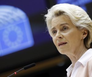 epa10027894 European Commission President Ursula von der Leyen speaks during a plenary session of the European Parliament in Brussels, Belgium, 22 June 2022. European Parliament should vote later in the day the climate Law 2050 rejected at last plenary.  EPA/OLIVIER HOSLET
