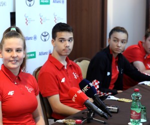 Zagreb, 05.07.2022. - Konferencija za medije povodom povratka hrvatske reprezentacije mladih parasportaa sa estih Europskih igara mladih (EYPG). Na fotografiji Marija Badrov, Borna Zohil, Ema Meèiæ, Massimo Iveta. foto HINA/ Lana SLIVAR DOMINIÆ/ lsd