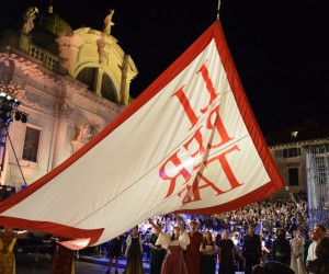 Dubrovnik, 10.07.2022. - Podizanjem zastave Libertas i uz stihove Himne slobodi ispred crkve sv. Vlaha u nedjelju navečer svečano su otvorene 73. Dubrovačke ljetne igre. 
foto HINA/ Baldo MARUNČIĆ/ ml