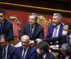 epa10081290 Italy's Prime Minister Mario Draghi (C) attends a Senate session on a confidence vote on his government, Rome, Italy, 20 July 2022.  EPA/FABIO FRUSTACI