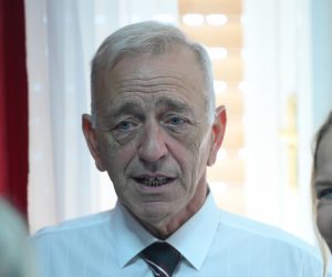 Split 29.7.2022 -Konstituirajuća sjednica Gradskog vijeća grada Splita. Na slici Željko Domazet.
foto HINA/ Mario STRMOTIĆ/ ms