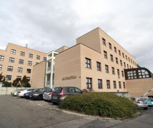 01.02.2018., Zagreb - Matematicki odsjek jedan je od sedam odsjeka Prirodoslovno-matematickog fakulteta Sveucilista u Zagrebu. Ustrojen je obavljanje djelatnosti visokog obrazovanja i znanosti u polju matematike. Sjediste odsjeka je u Zagrebu, Bijenicka cesta 30."nPhoto: Slavko Midzor/PIXSELL"n