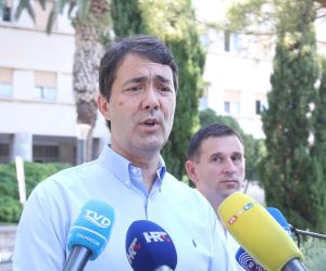 04.07.2022., Split - Zoran Djogas kandidat HDZ-a odrzao konferenciju za medije u povodu ulaska u zadnji tjedan kapanje drugog kruga izbora za splitskog gradonacelnika. Photo: Ivo Cagalj/PIXSELL