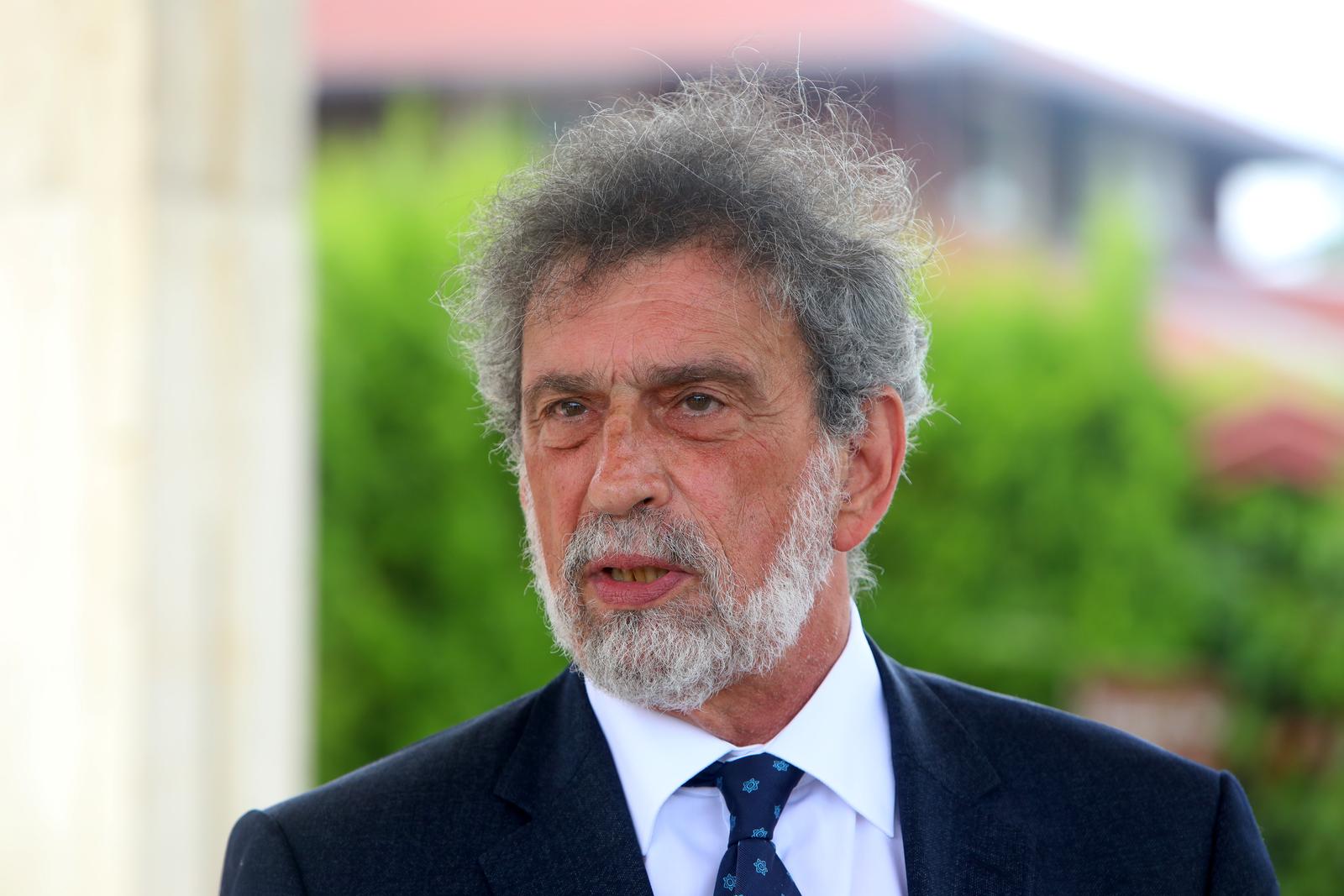 05.07.2022., Slunj - Izjava za medije ministra Radovna Fuchsa  nakon zavrsetka  sastanka Vlade sa zupanima te predstavnicima Udruge gradova i Hrvatske zajednice opcina.
  Photo: Kristina Stedul Fabac/PIXSELL