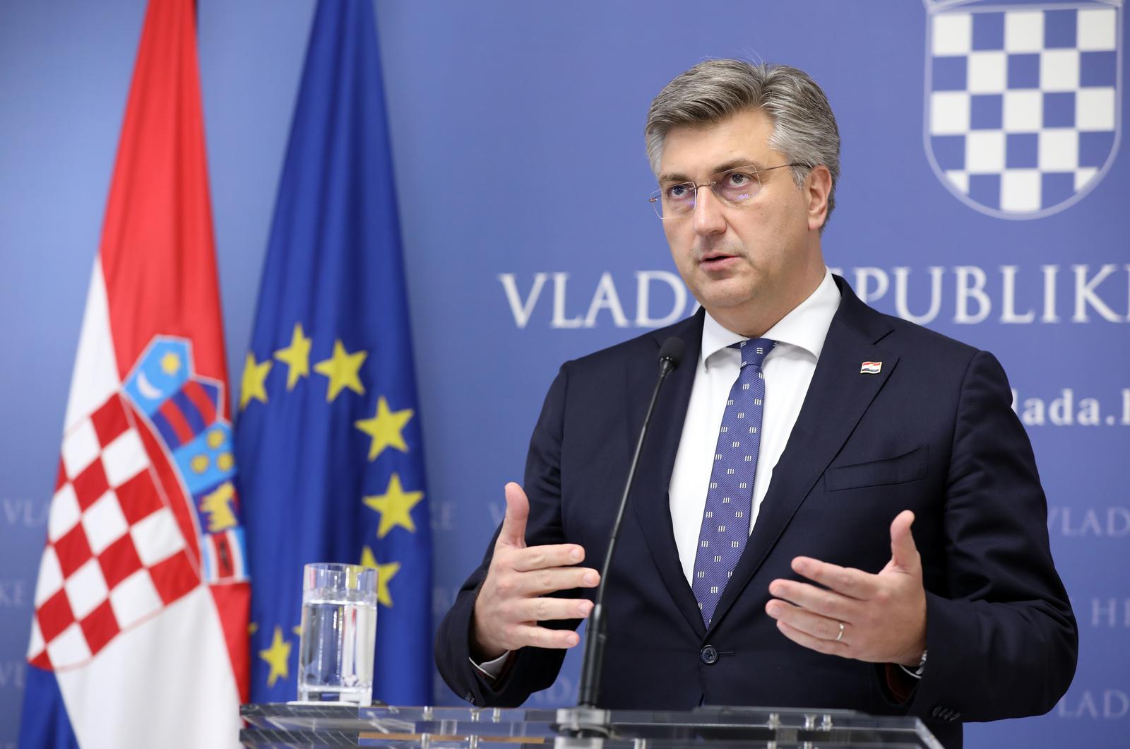 06.07.2022., Zagreb -  Premijer Andrej Plenkovic na konferenciji za medije nakon sastanka vladajuce koalicije, predstavio novog ministra finacija Marka Primorca, nakon sto je dosadasnji ministar Zdravko Maric dao ostavku na tu funkciju.  Photo: Patrik Macek/PIXSELL