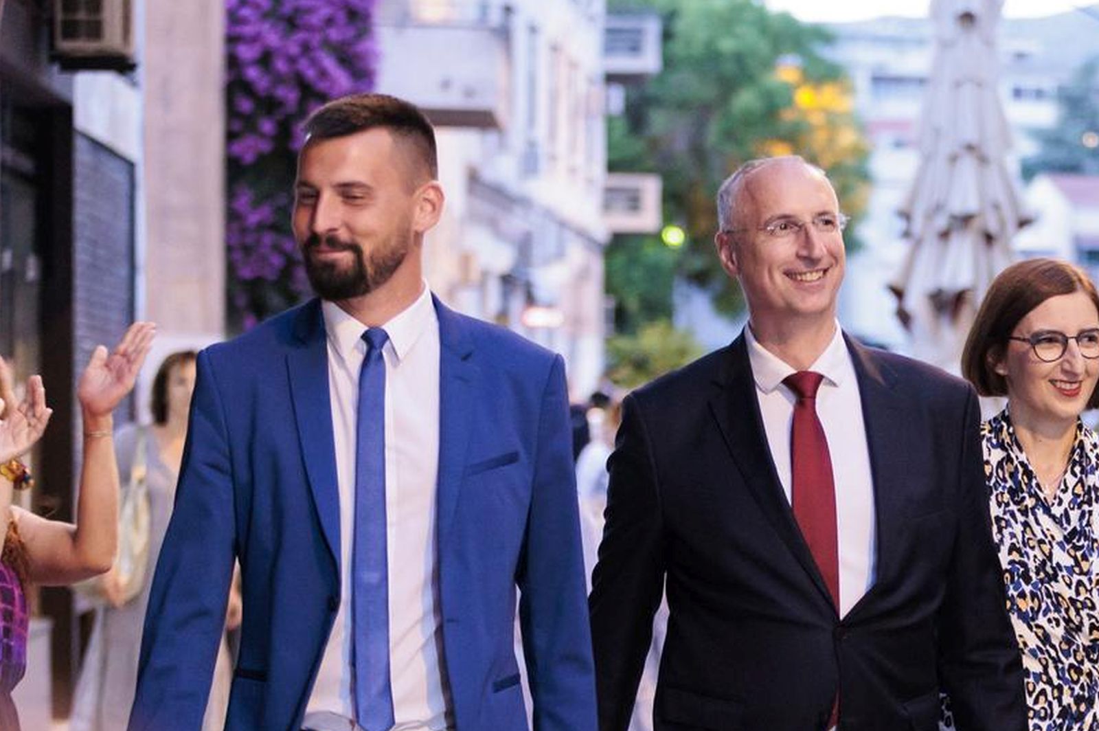 10.07.2022., Split - Ivica Puljak dosao u stozer stranke Centar nakon sto je sluzbeno postao novi gradonacelnik Grada Splita.
Bojan Ivosevic, Ivica Puljak, Marijana Puljak, Antonio Kuzmanic
   Photo: Miroslav Lelas/PIXSELL