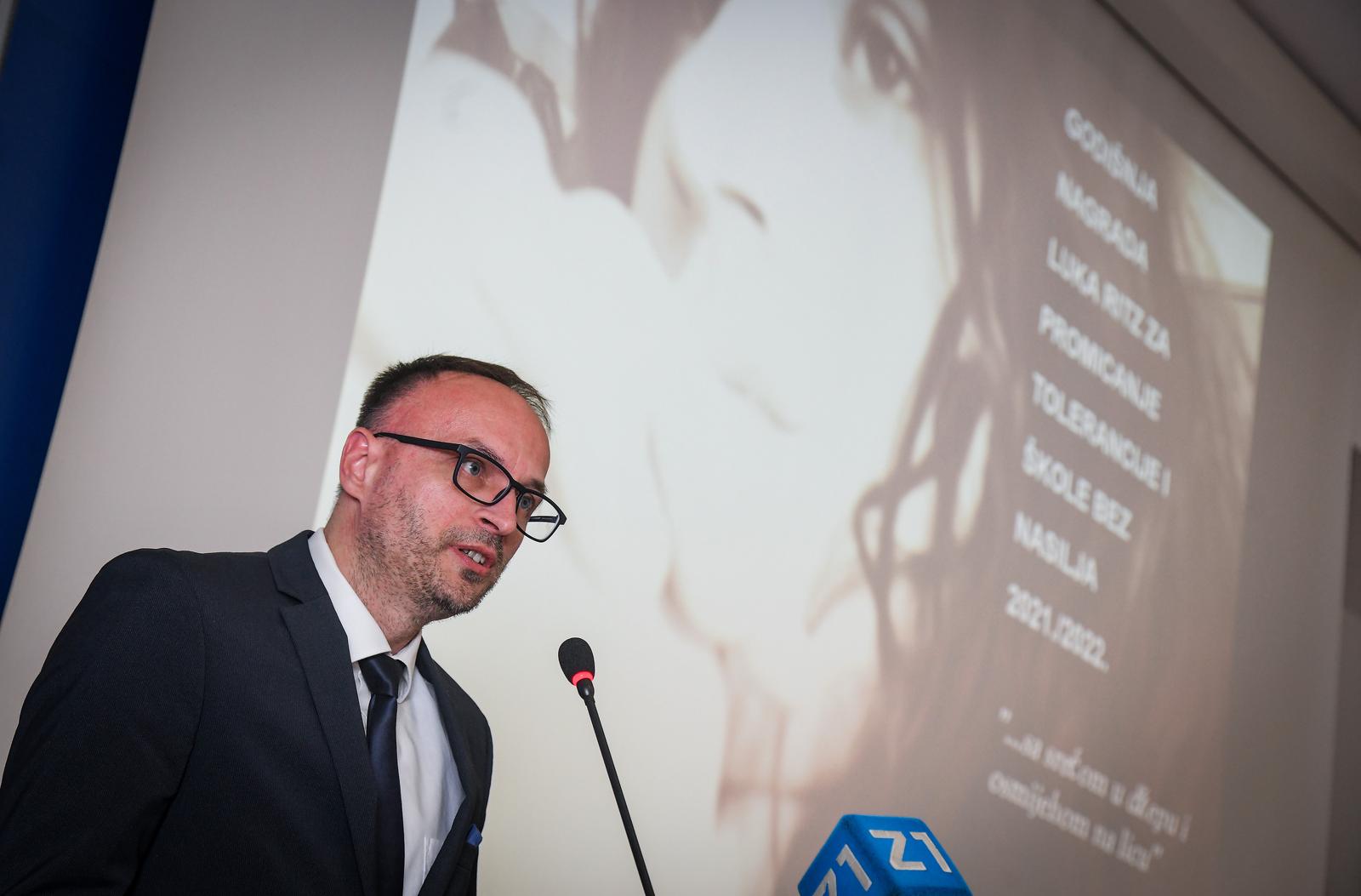13.06.2022., Zagreb - U Multimedijalnoj dvorani Ministarstva znanosti i obrazovanja dodjeljene su Godisnje nagrade "Luka Ritz" za promicanje tolerancije i skole bez nasilja.  drzavni tajnik Ministarstva znanosti i obrazovanja Tomislav Paljak Photo: Josip Regovic/PIXSELL