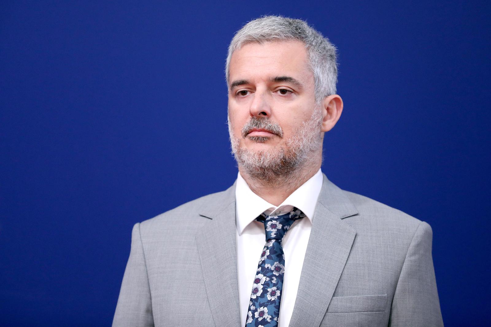 13.07.2022., Zagreb - Na konferenciji za medije Kluba zastupnika Mosta odrzanoj u Saboru o temi: "Tko asistira HDZ-u u ubijanju referenduma? U kojem grmu lezi zeton?" govorio Nino Raspudic.  Photo: Patrik Macek/PIXSELL