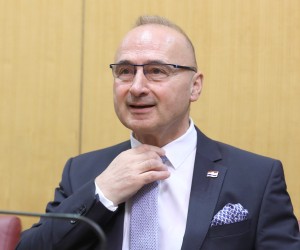 14.07.2022., Zagreb - Sabor 11. sjednicu nastavlja raspravom  o potvrdjivanju Protokola uz Sjevernoatlantski ugovor o pristupanju Finske i Svedske. Gordan Grlic Radman, ministar vanjskih i europskih poslova   Photo: Patrik Macek/PIXSELL