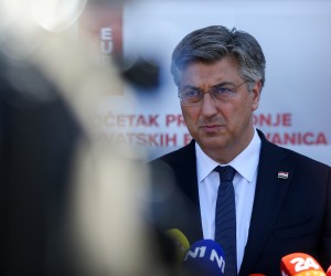 18.07.2022.,Sveta Nedelja - U Hrvatskoj kovnici novca pocela je proizvodnja hrvatskih eurokovanica. Dogadjaju su prisustvovali predsjednik Vlade RH Andrej Plenkovic i direktor Hrvatske narodne banke Boris Vujcic Photo: Zeljko Hladika/PIXSELL