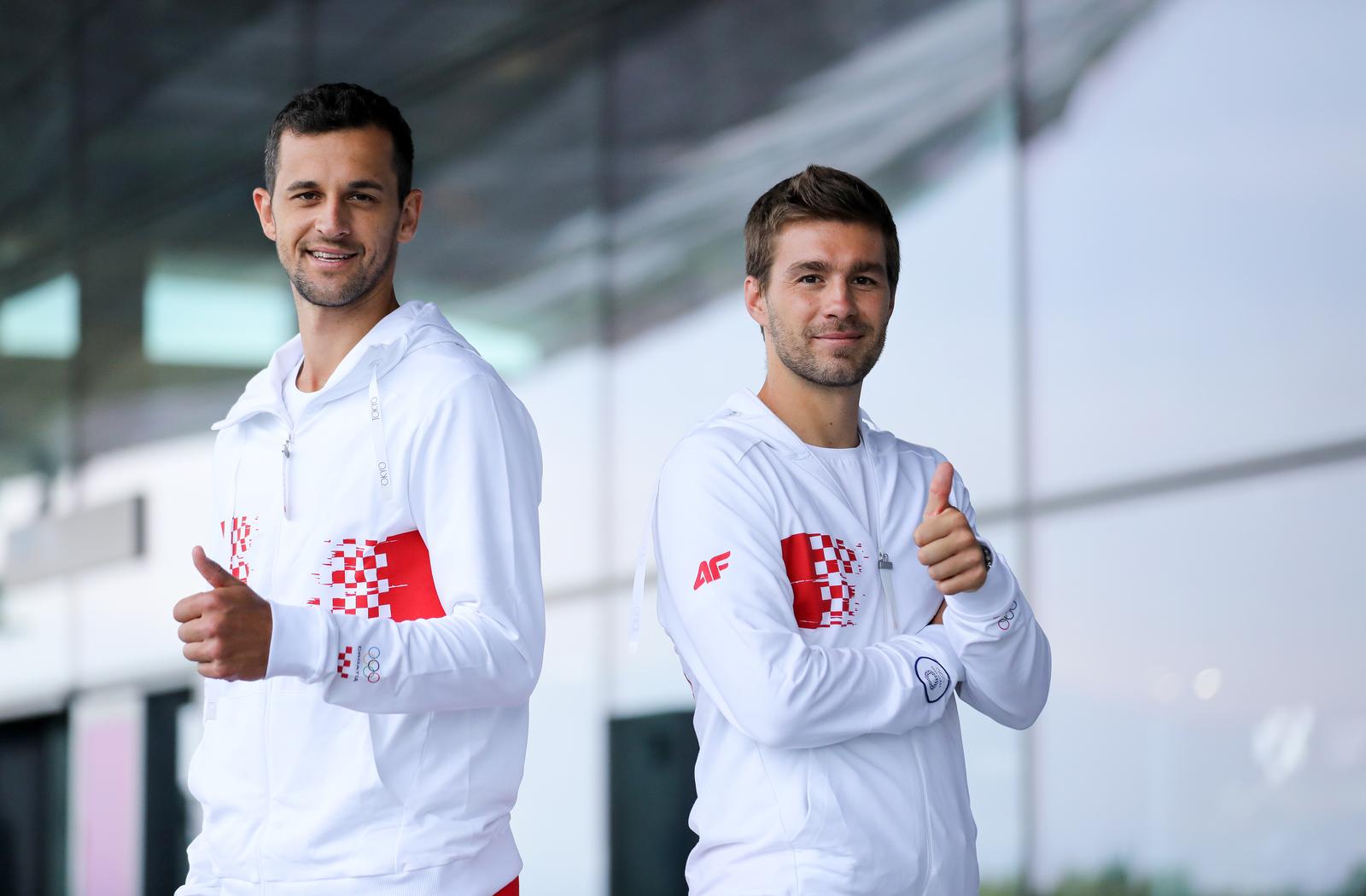 19.07.2021., Zagreb - Odlazak hrvatskih olimpijaca u Tokio sa Zracne luke dr Franjo Tudjman. Mate Pavic i Nikola Mektic. Photo: Emica Elvedji/PIXSELL