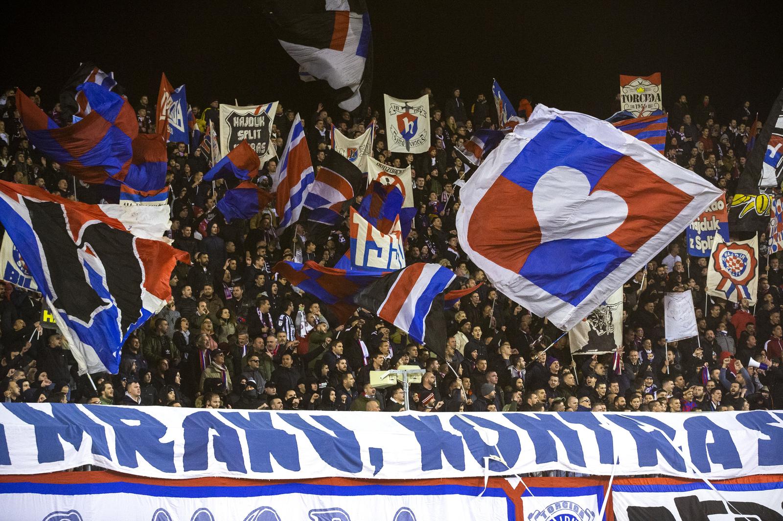 19.12.2021., stadion Poljud, Split - Hrvatski Telekom Prva liga, 20. kolo, HNK Hajduk - NK Osijek. Navijaci Hajduka, Torcida Photo: Miroslav Lelas/PIXSELL