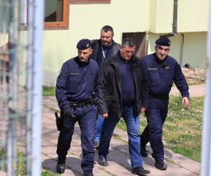 21.04.2022.,Ceminac - Policija od jutros pretrazuje kucu za odmor Zlatka Pinjuha u Grabovcu, nacelnika baranjske opcine Ceminac. Uhiceni su nacelnik Pinjuh, njegovi sinovi te nacelnikova partnerica  Photo: Davor Javorovic/PIXSELL