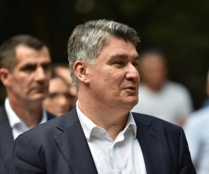 24.06.2022., Vrgorac - U Vrgorcu su otvoreni dani dalmatinskog prsuta i vina. Prije otvaranja odrzana je svecana sjednica gradskog vijeca na kojoj su nazocili visoki predstavnici vlasti, a medju kojima je bio predsjednik Republie Hrvatske Zoran Milanovic. 



 Photo: Matko Begovic/PIXSELL