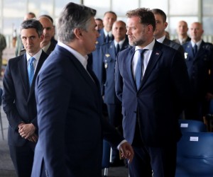25.05.2022., Zagreb, Vojarna "Pukovnik Marko Zivkovic" - Ministar Mario Banozic i predsjednik RH Zoran Milanovic na primopredaji helikoptera

UH-60M Black Hawk koji je donacija Sjedinjenih Americkih Drzava Republici Hrvatskoj. Photo: Emica Elvedji/PIXSELL