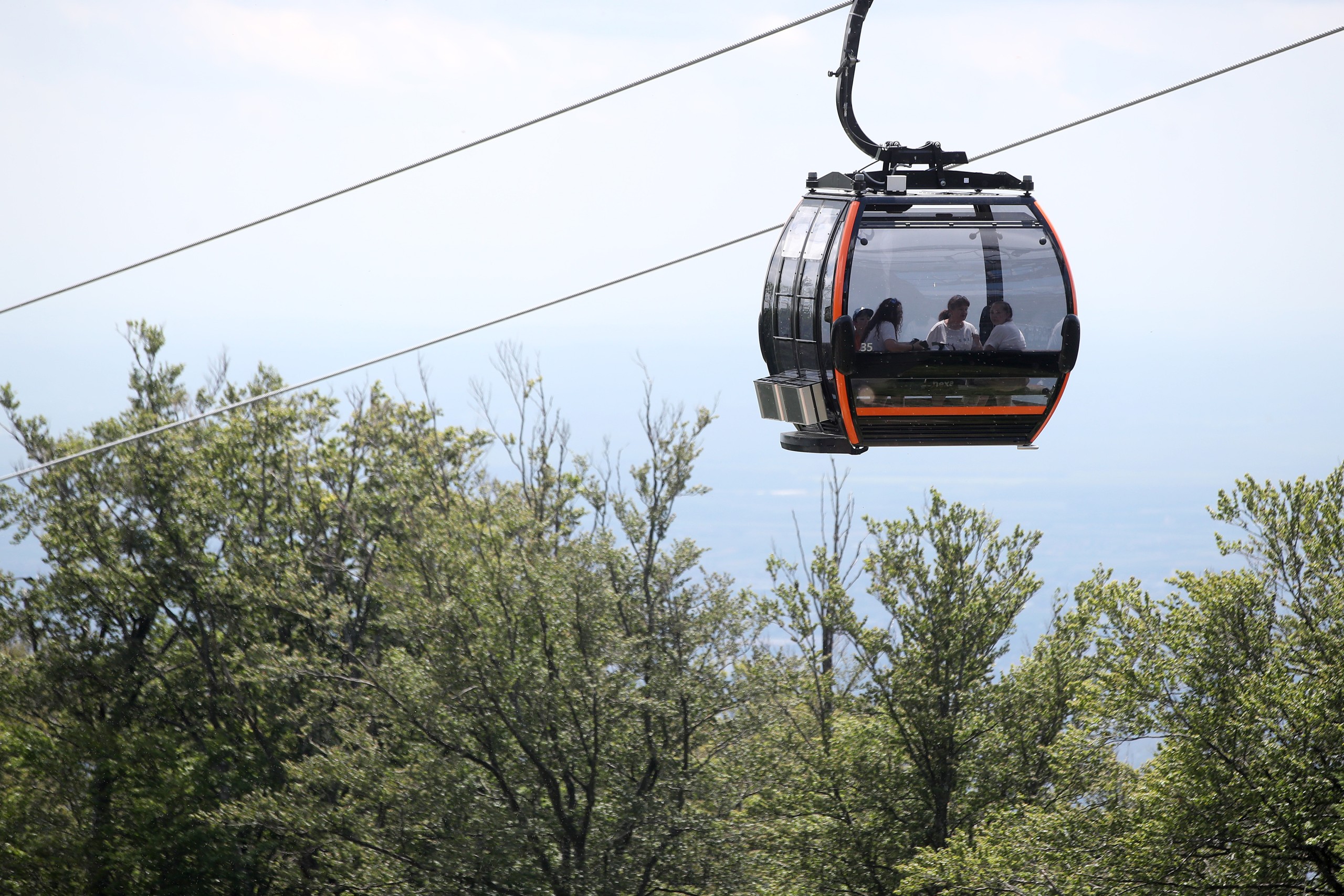 25.06.2022., Zagreb - Veliki broj gradjana spas od velike vrucine potrazio je na Medvednici. Photo: Igor Kralj/PIXSELL