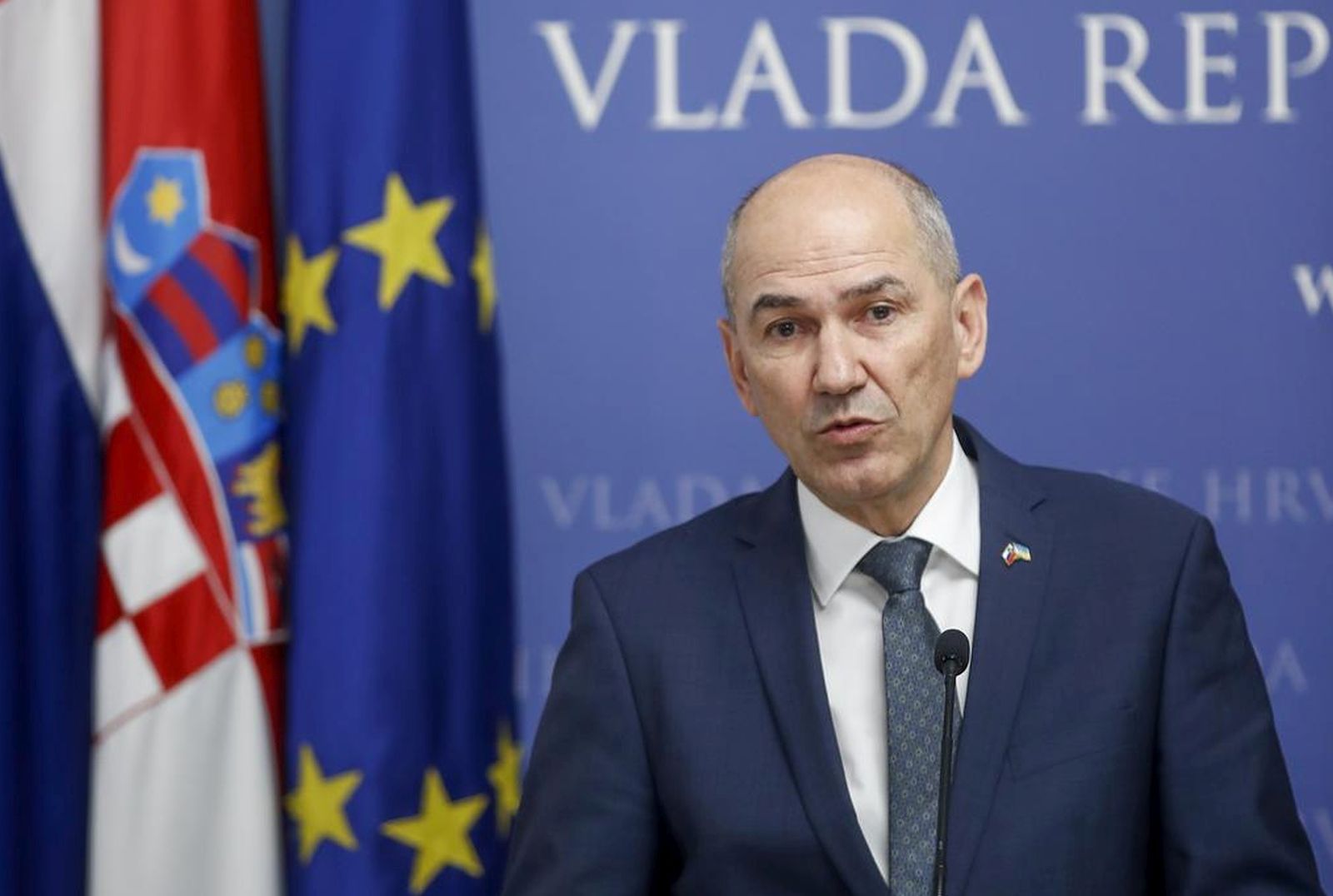 28.03.2022., Zagreb - Premijer Andrej Plenkovic primio slovenskog kolegu Janeza Jansu koji je stigao u posjet Hrvatskoj.



 Photo: Slavko Midzor/PIXSELL
