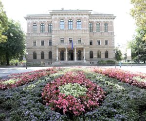 28.07.2021., Zagreb - Na dansanji dan, 28. srpnja 1867. godine,  svecano otvorena Jugoslavenska, danasnja Hrvatska akademija znanosti i umjetnosti. Temelje HAZU polozio je biskup Josip Juraj Strossmayer, 10. prosinca 1860., kada je prvoj Banskoj konferenciji uputio pismenu darovnicu i dao novcani prilog od 50000 forinti nuzan za zakladu akademije. rPhoto: Patrik Macek/PIXSELL