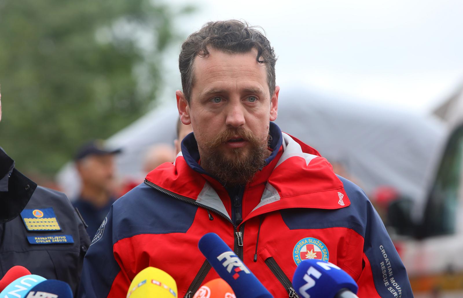 30.05.2022., Rakovica - Izjave nakon pronalaska Cessne dali su ravnatej Civilne zastite Damir Trut i glavni procelnik HGSS-a Josip Granic.
 Photo: Kristina Stedul Fabac/PIXSELL