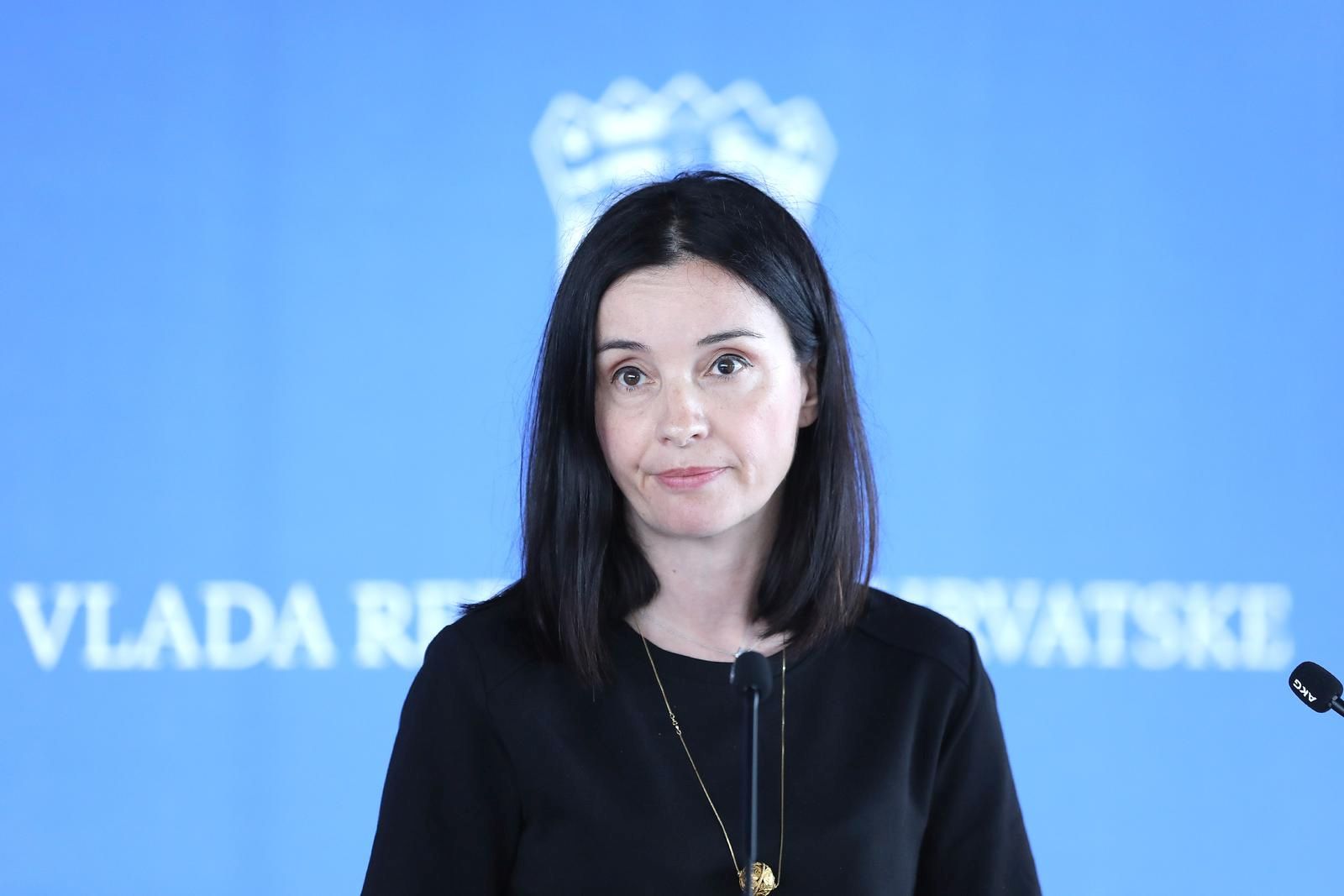 30.06.2022., Zagreb - Nakon sjednice Vlade medijima se obratila ministrica Marija Vukovic. Vlada je na svojoj 128. sjednici, uz ostalo, raspravljala o pokretanju postupka za sklapanje Protokola uz Sjevernoatlantski ugovor o pristupanju Republike Finske i Kraljevine Svedske.
   Photo: Patrik Macek/PIXSELL