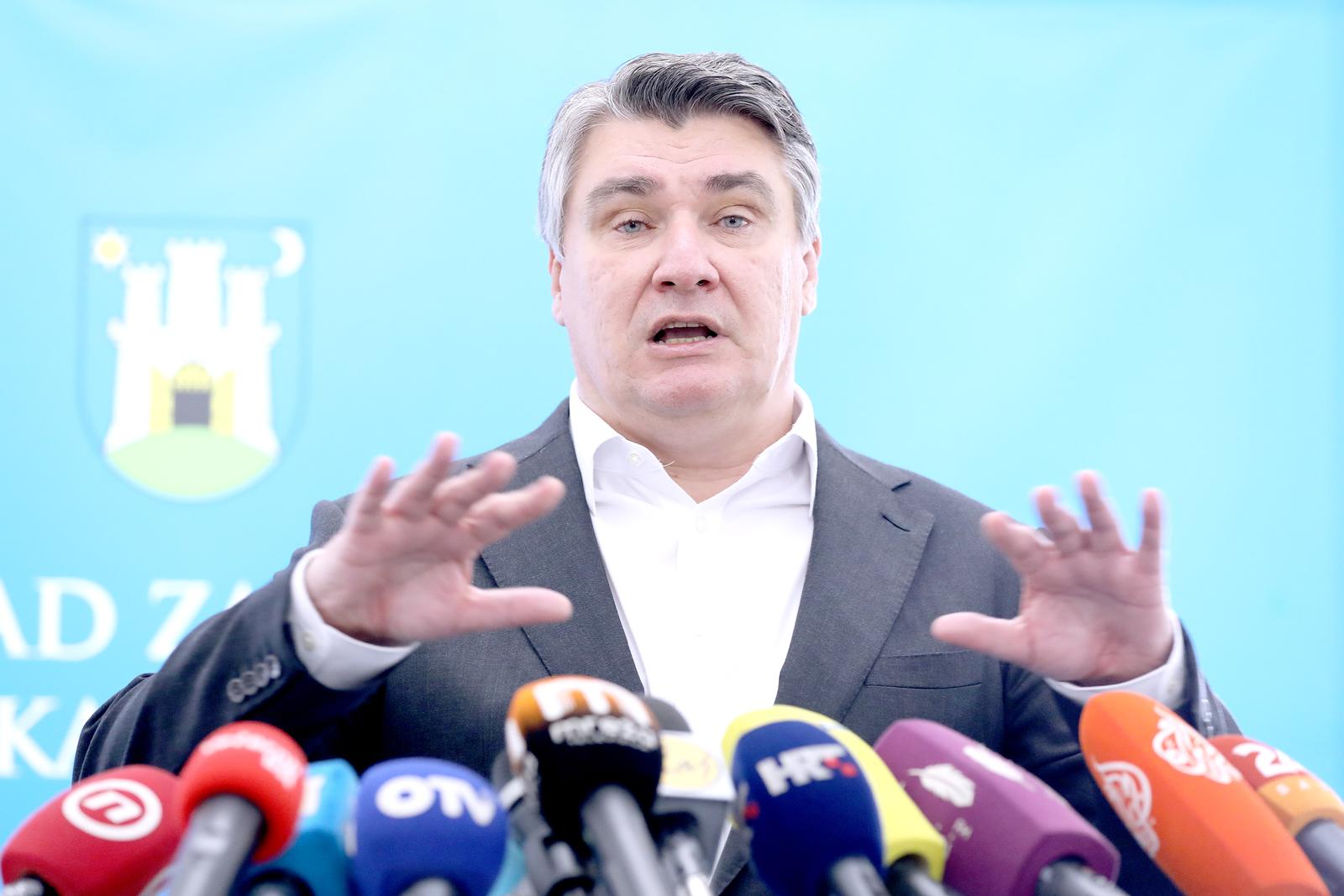 31.05.2022., Zagreb - Predsjednik Republike Hrvatske Zoran Milanovic odrzao je konferenciju za medije u Staro gradskoj vijecnici nakon svecanost dodjele javnih priznanja Grada Zagreba i Nagrada Zagrepcanka godine povodom Dana Grada Zagreba.   Photo: Patrik Macek/PIXSELL