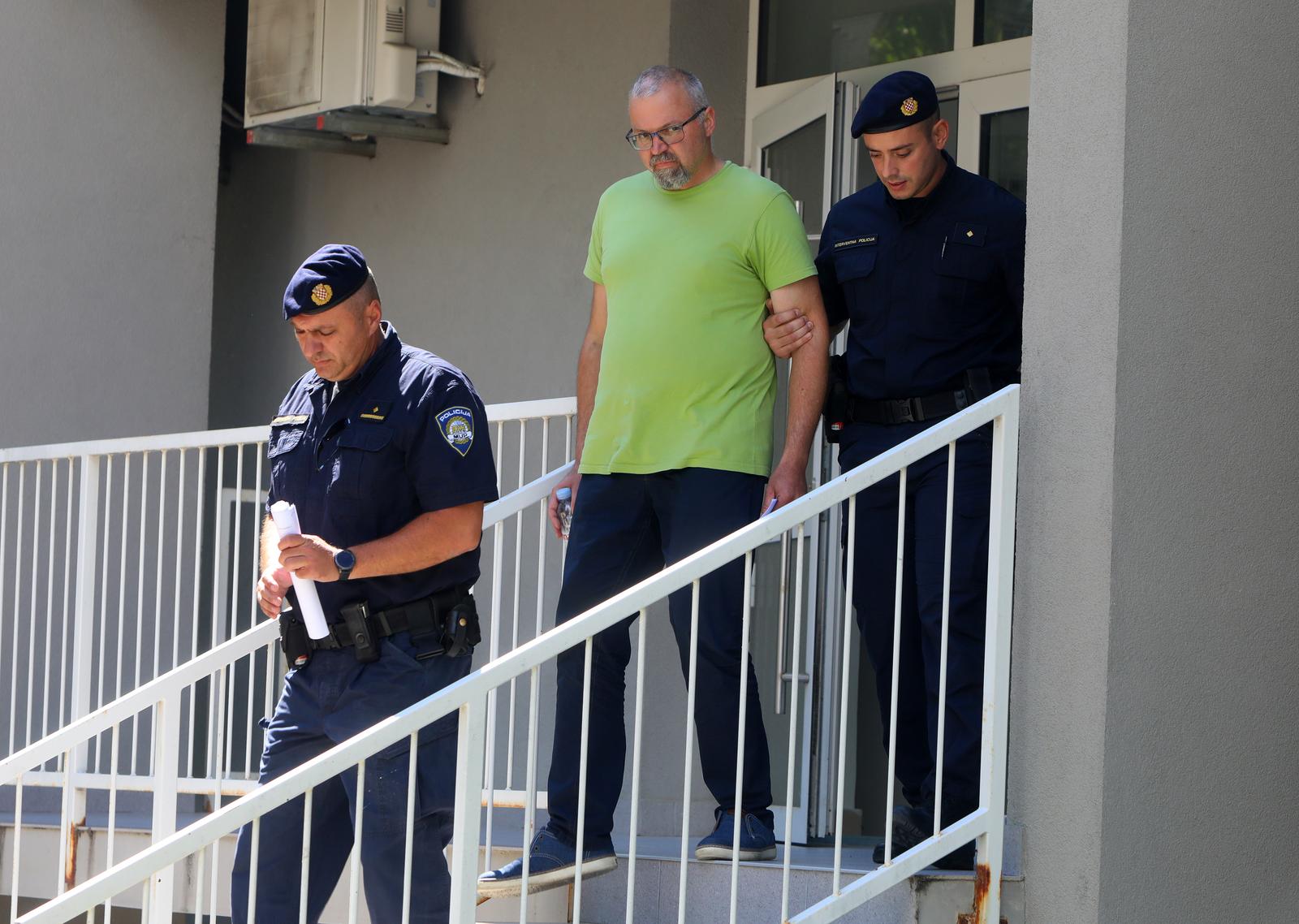 31.07.2022., Karlovac - Daliboru Semperu, predstojniku Ureda potpredsjednice Vlade Anje Simprage, odredjen je istrazni zatvor. Dalibor Semper je u petak navecer automobilom udario dijete pod utjecajem alkohola te pobjegao s mjesta nesrece. Photo: Kristina Stedul-Fabac/PIXSELL