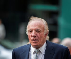 FILE PHOTO: Actor James Caan arrives at the 41st Annual Chaplin Award Gala in New York April 28, 2014. REUTERS/Lucas Jackson/File Photo Photo: LUCAS JACKSON/REUTERS