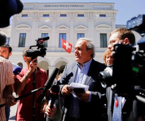 Former UEFA President Michel Platini speaks to the media after a trial at the Swiss Federal Criminal Court in Bellinzona, Switzerland July 8, 2022. REUTERS/Arnd Wiegmann Photo: ARND WIEGMANN/REUTERS