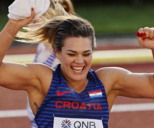 epa10083422 Sandra Perkovic of Croatia, celebrates after winning second place in the women’s Discus Throw final, during the World Athletics Championships Oregon22, at Hayward Field, in Eugene, Oregon, USA, 20 July 2022.  EPA/CJ Gunther