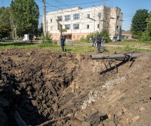 Harkiv, Ukrajina, 09.08.2022. - Razaranje nakon udara ruske rakete S-300 u Harkov, 9 bm. Rusija napada Ukrajinu. foto HINA/ (mr) PAP/Mykola Kalyeniak/ ml