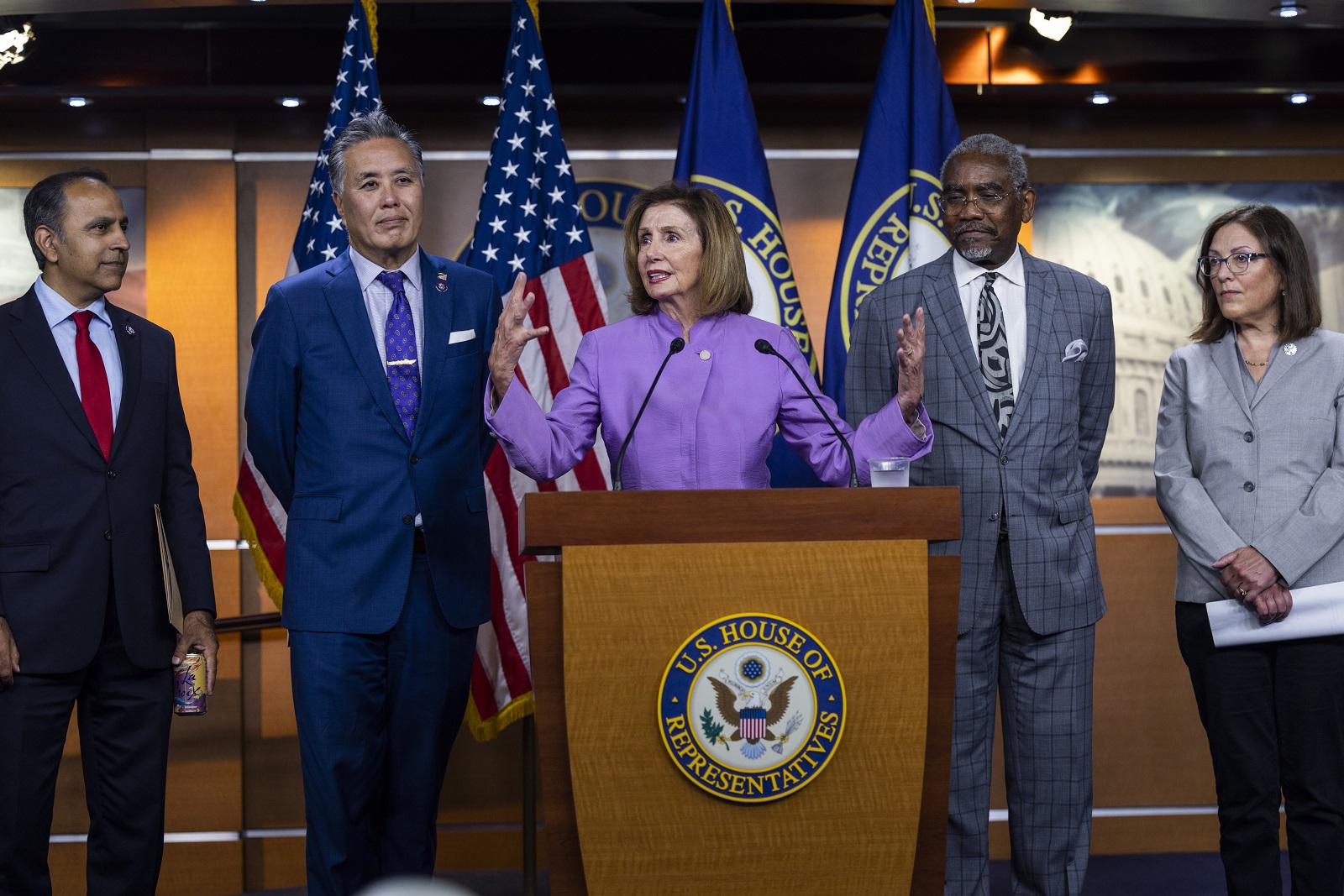 epa10114395 US Speaker of the House Nancy Pelosi (C), along with the Congressional delegation that traveled to Taiwan, speaks to the media about their trip in the US Capitol in Washington, DC, USA, 10 August 2022.  EPA/JIM LO SCALZO