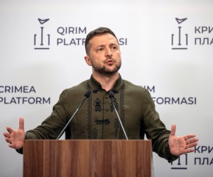 epa10134864 Ukrainian President Volodymyr Zelensky speaks to the media after the summit of the Crimea Platform, in Kyiv, Ukraine, 23 August 2022. According to Ukrainian President Volodymyr Zelensky, about sixty leaders from different countries took part in the Crimea Platform summit, the main goal of which is the de-occupation of the Crimean Peninsula which was annexed by Russia from Ukraine in 2014. Russian troops on 24 February 2022 entered Ukrainian territory, starting a conflict that provoked destruction and a humanitarian crisis.  EPA/ROMAN PILIPEY