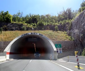 01.08..2013., Zagreb - Reportaza s autoceste A1 Zagreb - Vrgorac. Tunel Sveti Rok.r"nPhoto: Boris Scitar/Vecernji list/PIXSELL