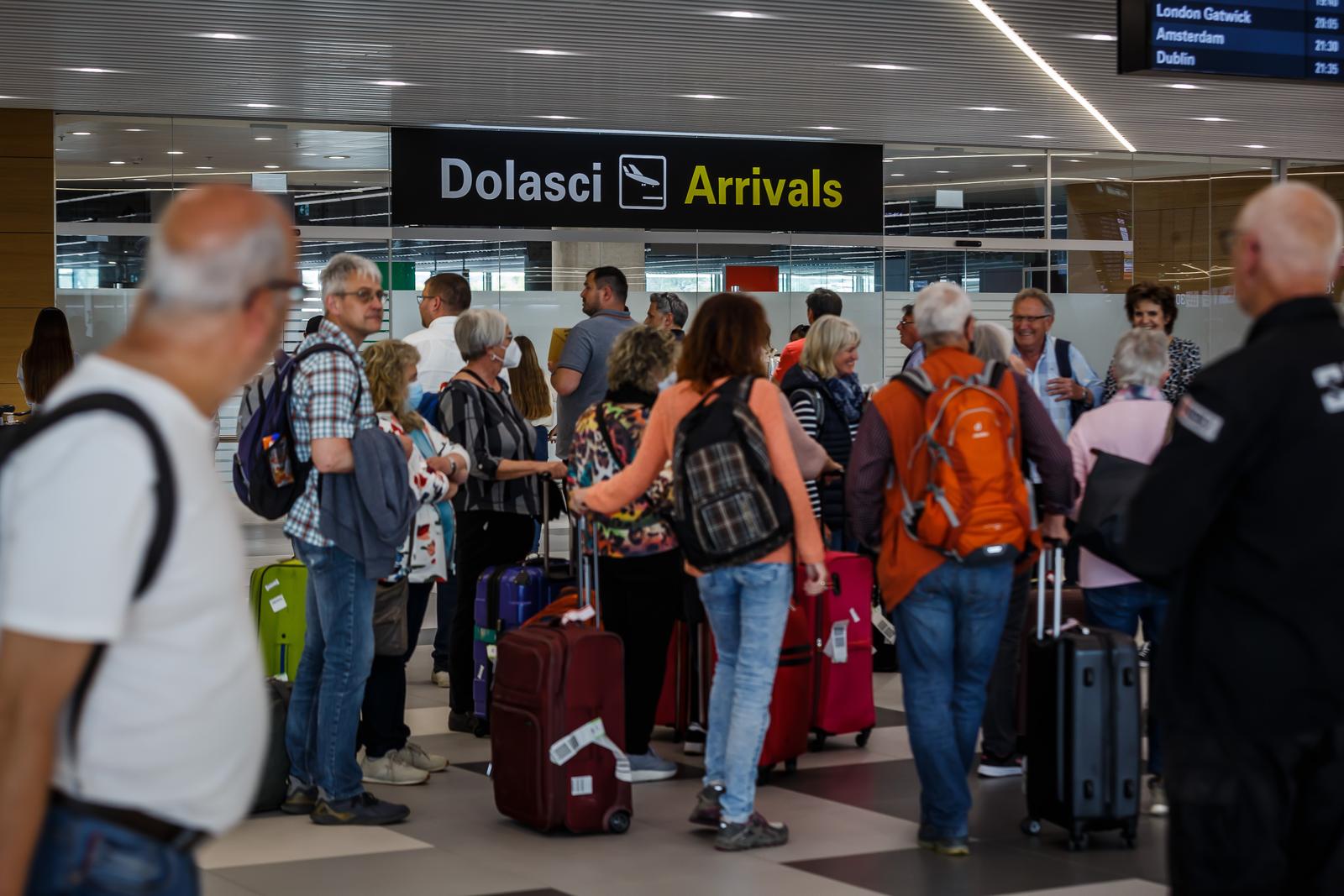 08.05.2022., Kastela - Zracna luka Split Kastela.  Danas je kroz zracnu luku proslo 11 000 putnika te 85 uzlijetanja i slijetanja zrakoplova.  Photo: Zvonimir Barisin/PIXSELL