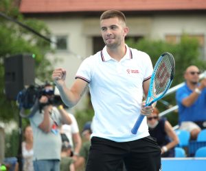 13.07.2021., Petrinja - Odrzano je drugo izdanje humanitarno - sportskog spektakla Gem Set Hrvatska. Projekt je to koji organizira Zaklada Marin Cilic, a okuplja najpoznatije sportase i sportasice Hrvatske s ciljem izgradnje sportskih igralista za djecu i promocije vaznosti bavljenja sportom od najranije dobi. Borna Coric Photo: Sanjin Strukic/PIXSELL
