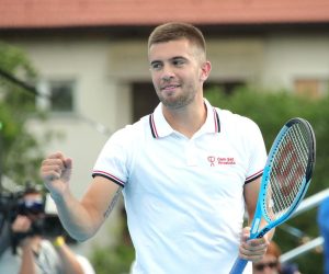 13.07.2021., Petrinja - Odrzano je drugo izdanje humanitarno - sportskog spektakla Gem Set Hrvatska. Projekt je to koji organizira Zaklada Marin Cilic, a okuplja najpoznatije sportase i sportasice Hrvatske s ciljem izgradnje sportskih igralista za djecu i promocije vaznosti bavljenja sportom od najranije dobi. Borna Coric Photo: Sanjin Strukic/PIXSELL