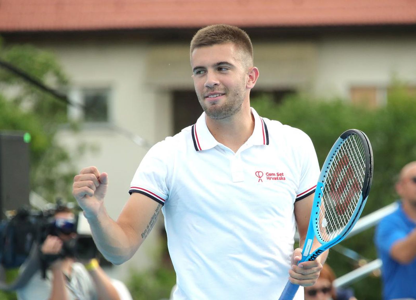 13.07.2021., Petrinja - Odrzano je drugo izdanje humanitarno - sportskog spektakla Gem Set Hrvatska. Projekt je to koji organizira Zaklada Marin Cilic, a okuplja najpoznatije sportase i sportasice Hrvatske s ciljem izgradnje sportskih igralista za djecu i promocije vaznosti bavljenja sportom od najranije dobi. Borna Coric Photo: Sanjin Strukic/PIXSELL